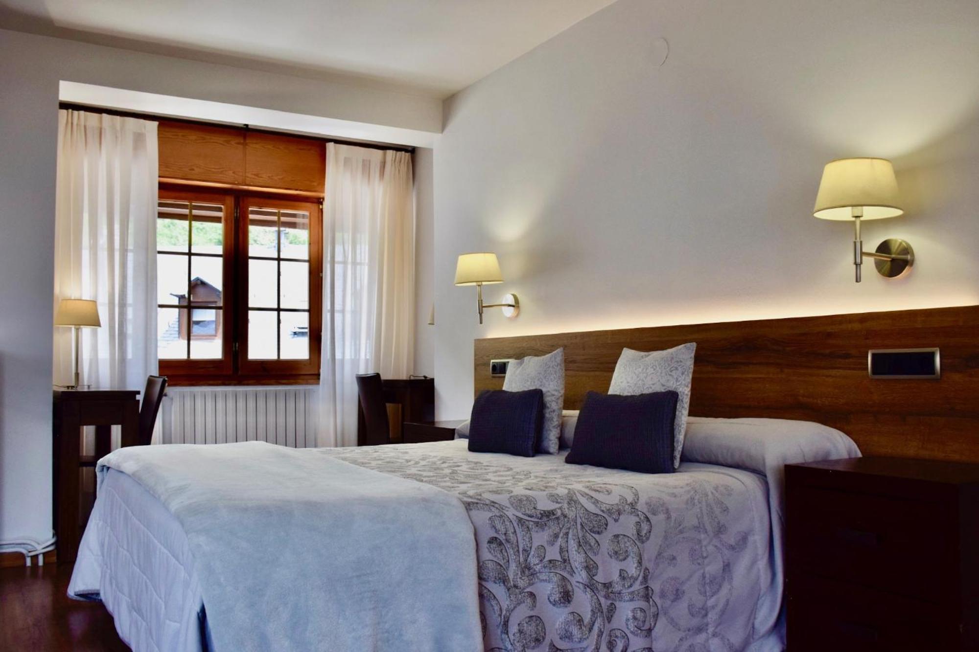 Hotel L'Auet Erill la Vall Zewnętrze zdjęcie